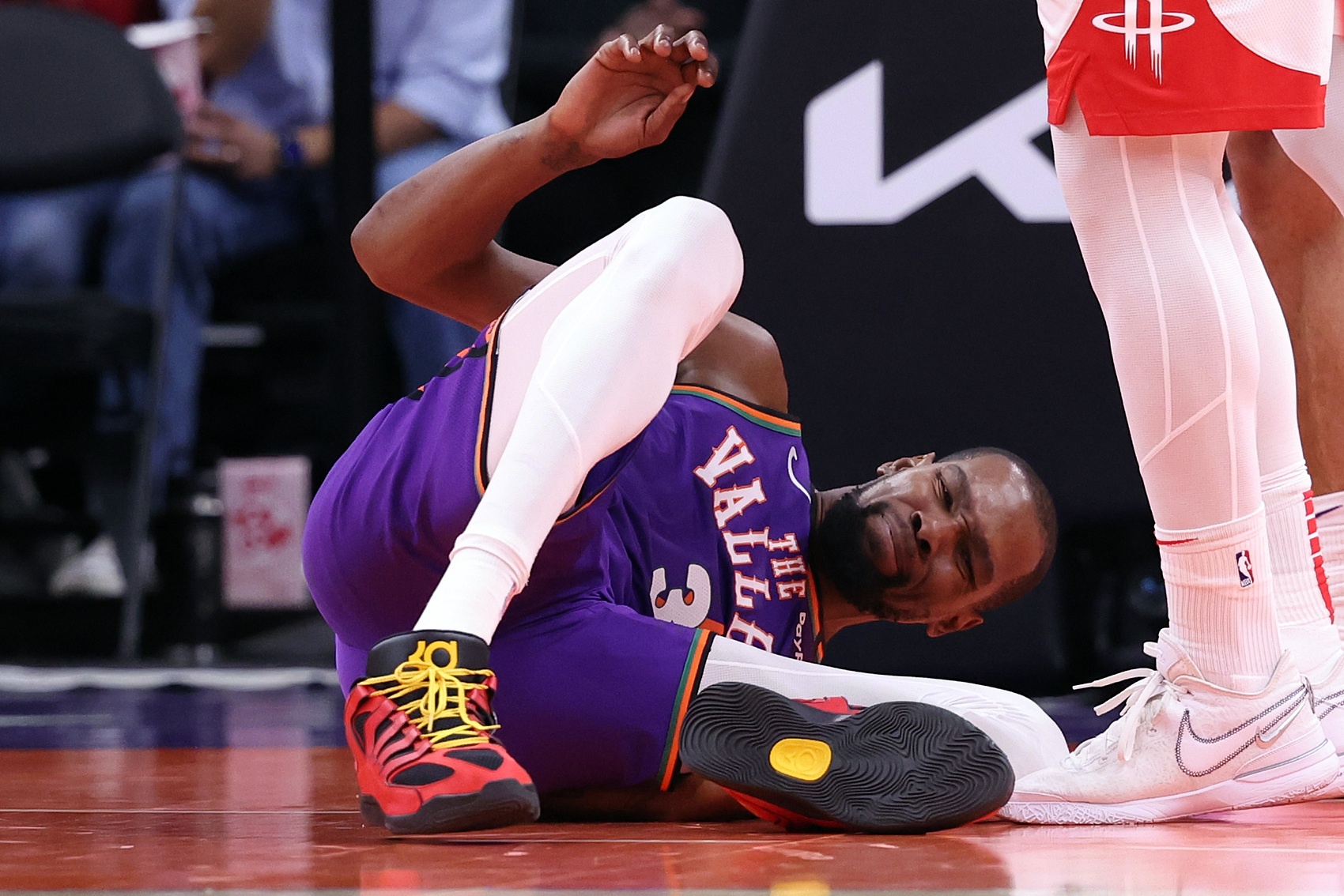 kaiyun-日本队不断突破！，杜兰特连续五场比赛得分超过领先优势明显全场沸腾不已的简单介绍